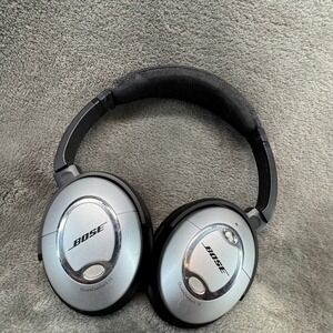 Bose QuietComfort 15‎ Noise Cancelling Headphones Silver/Black QC15